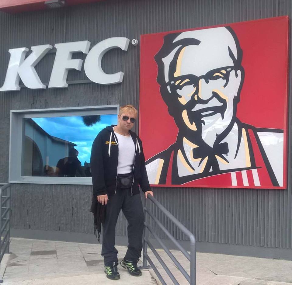 KFC_Viterbo_Kentucky_Fried_Chicken_Emanu