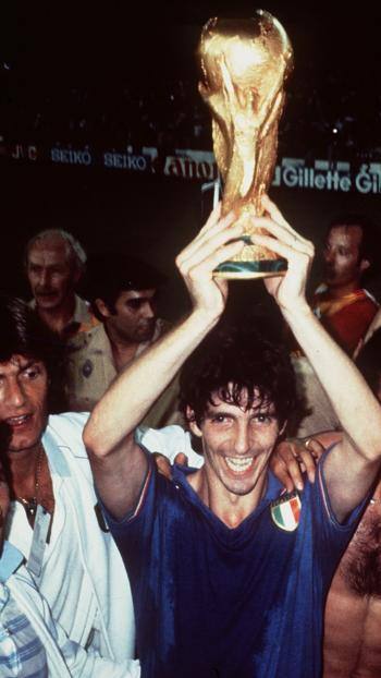 Paolo_Rossi_calciatore_morto_9_dicembre_