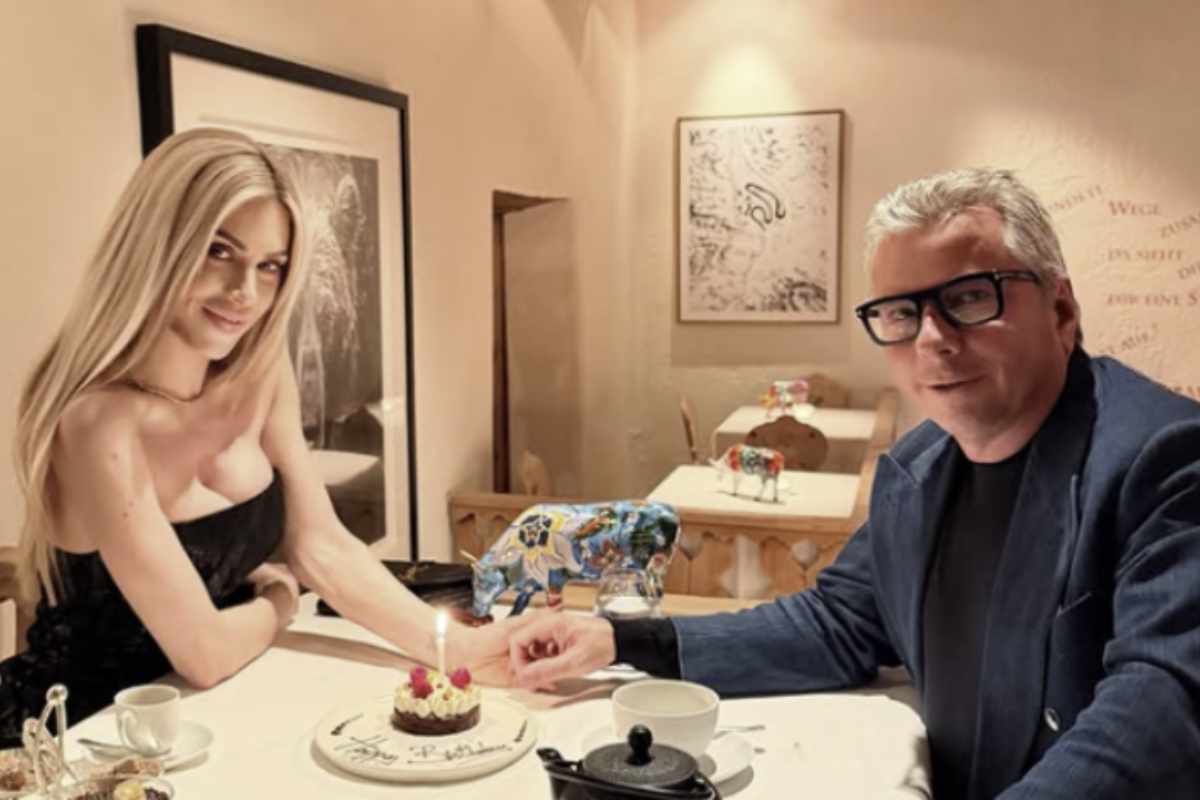 Non è la prima volta che Paola Caruso annuncia un ritorno all’amore. Già nel gennaio 2026, durante una puntata del programma