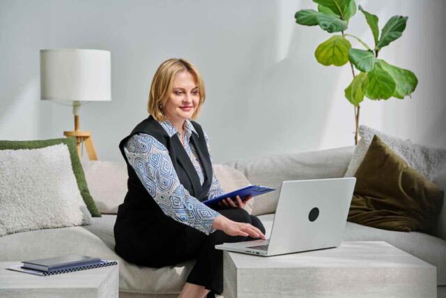 Perché scegliere uno psicologo on line