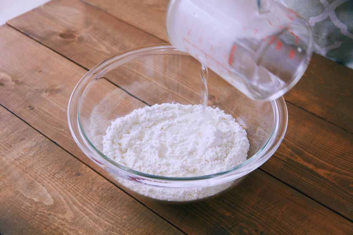 trucco della tazza per la pulizia: come funziona